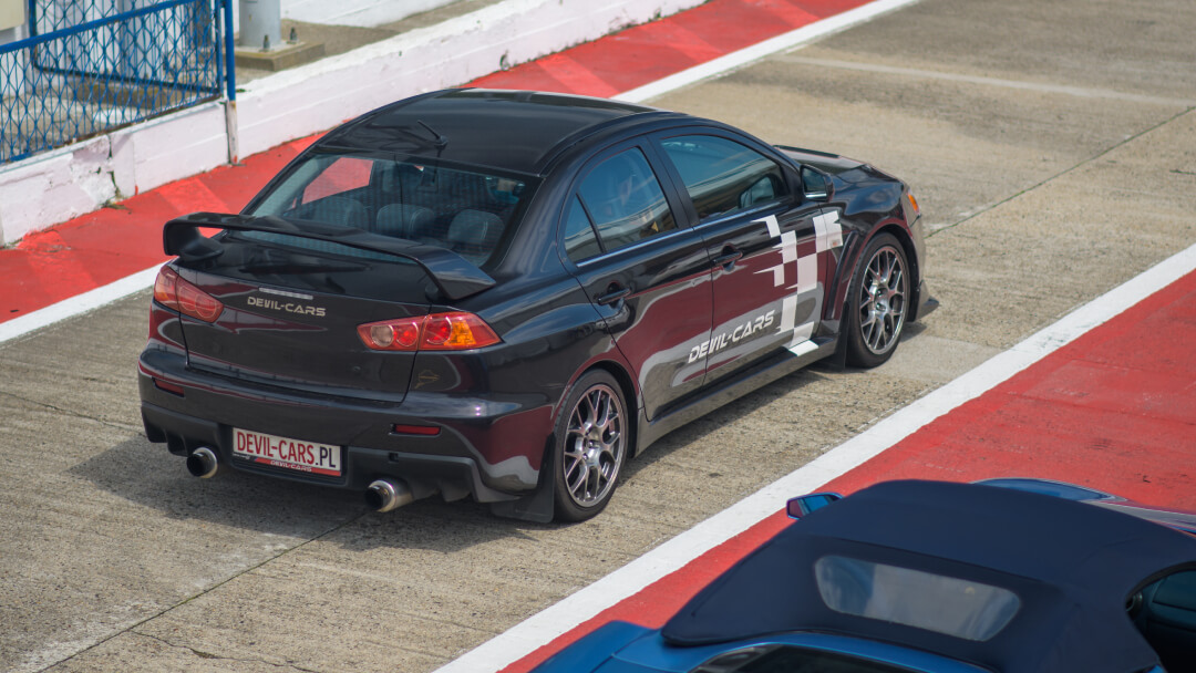 mitsubishi lancer evo